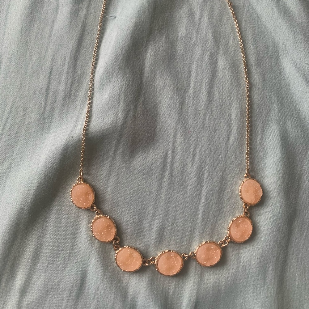 Short gem necklace